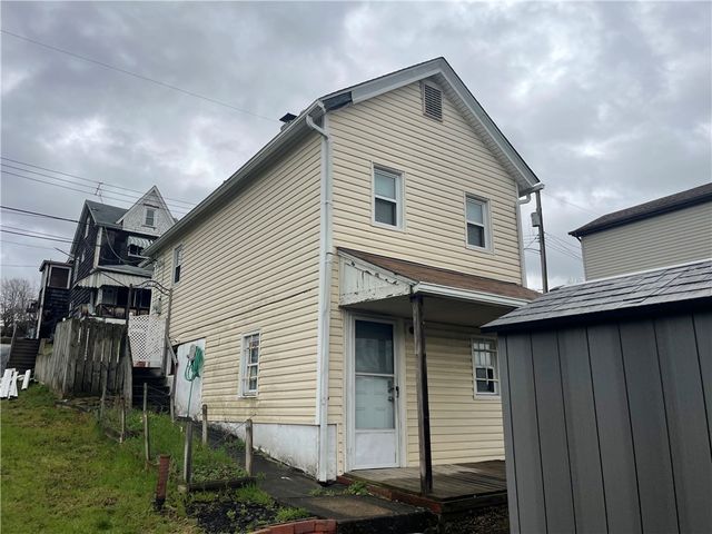 1208 Scott St, Mckeesport, PA 15132