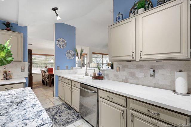 7811 Clymer, San Antonio, TX 78240