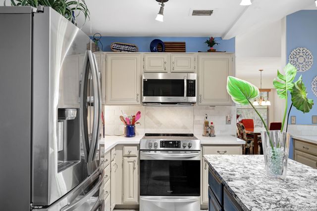 7811 Clymer, San Antonio, TX 78240