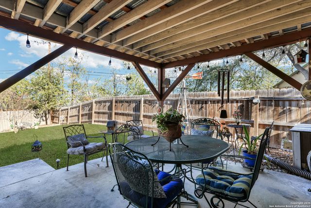 7811 Clymer, San Antonio, TX 78240