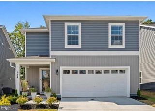 154 CHARMING FOREST AVE, La Plata, MD 20646
