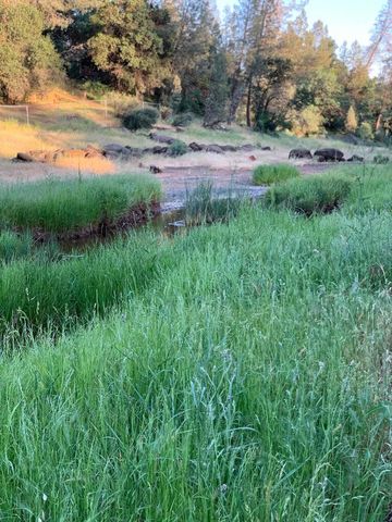 2319 Ostling Avenue, Shasta Lake, CA 96019