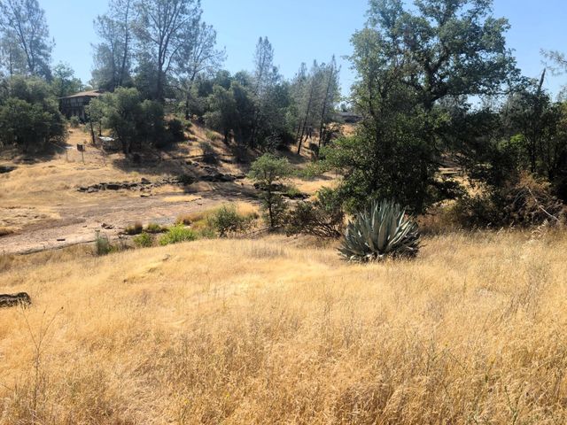 2319 Ostling Avenue, Shasta Lake, CA 96019