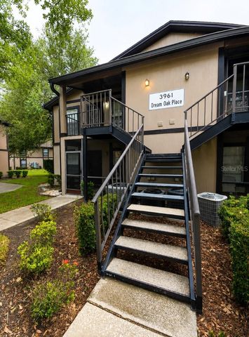 3961 DREAM OAK PLACE 204, Tampa, FL 33613