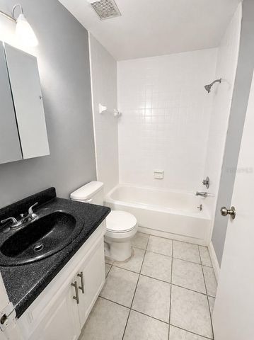 3961 DREAM OAK PLACE 204, Tampa, FL 33613