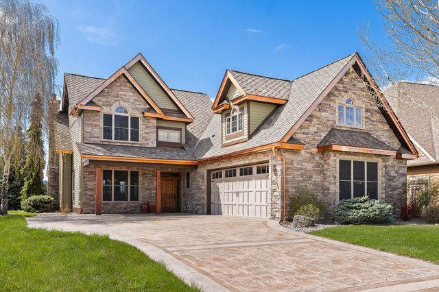 1363 Lake Pointe Drive, Bigfork, MT 59911