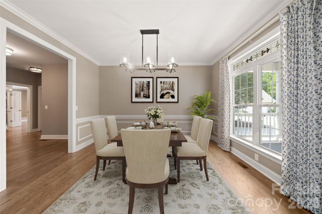 14 Waterbury Court, Hendersonville, NC 28791