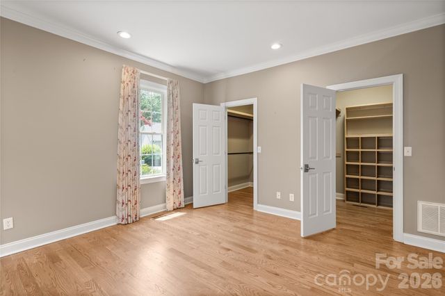 14 Waterbury Court, Hendersonville, NC 28791