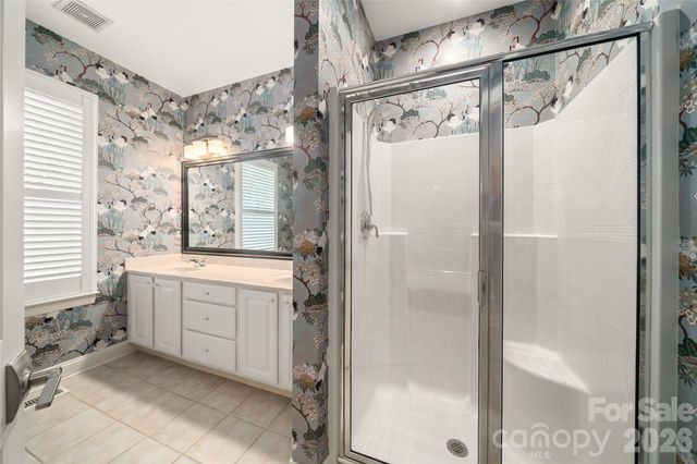 14 Waterbury Court, Hendersonville, NC 28791