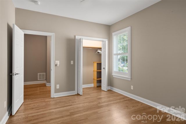 14 Waterbury Court, Hendersonville, NC 28791