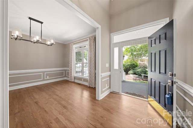 14 Waterbury Court, Hendersonville, NC 28791