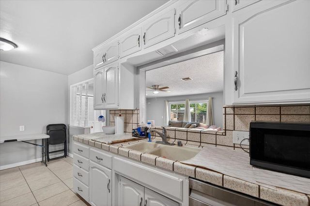 4737 E Cornell Avenue, Fresno, CA 93703