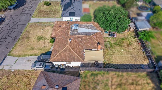 4737 E Cornell Avenue, Fresno, CA 93703