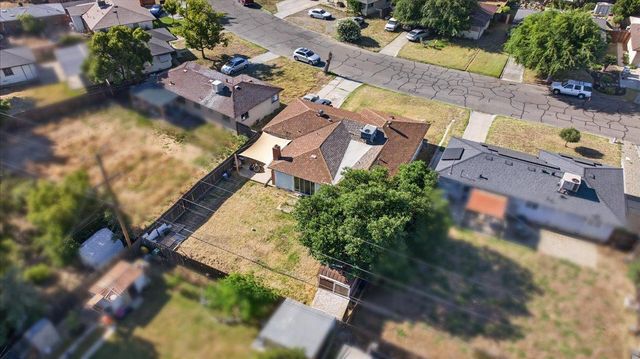 4737 E Cornell Avenue, Fresno, CA 93703