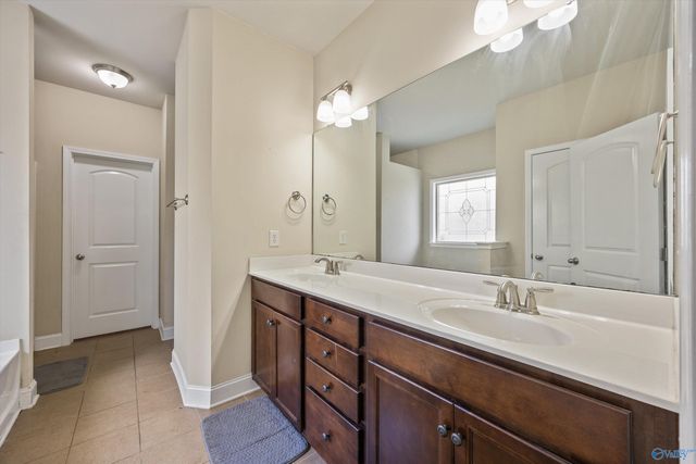 2217 Ells Road SW, Huntsville, AL 35803