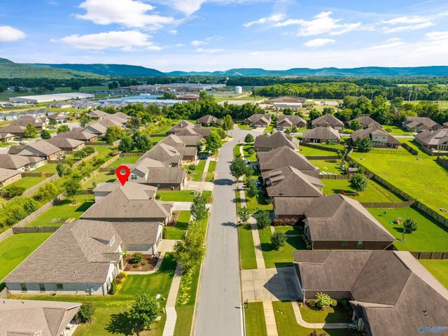 2217 Ells Road SW, Huntsville, AL 35803