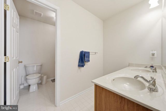 419 MOHICAN DR, Frederick, MD 21701