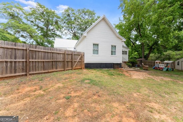 1519 New Hope Church Road, Loganville, GA 30052