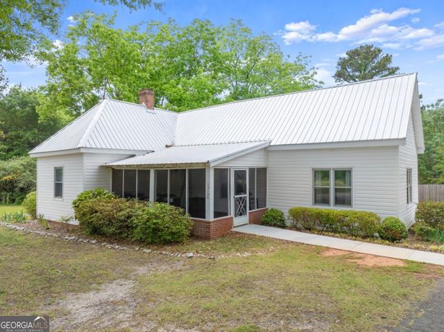 1519 New Hope Church Road, Loganville, GA 30052