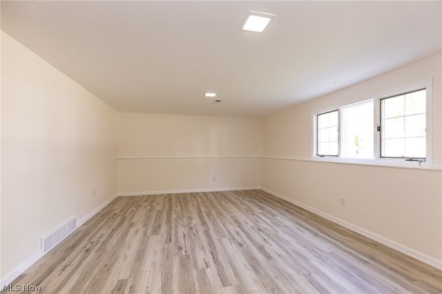 5258 Main Avenue, North Ridgeville, OH 44039