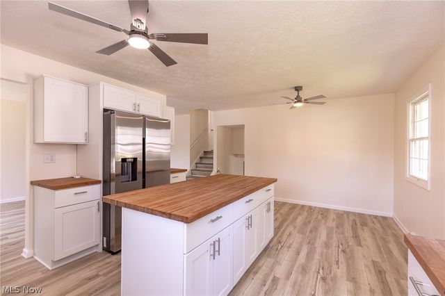 5258 Main Avenue, North Ridgeville, OH 44039
