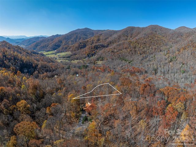 112 & 113 Grouse Road, Clyde, NC 28721