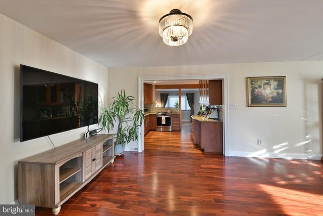 1518 CENTER AVE, Feasterville Trevose, PA 19053
