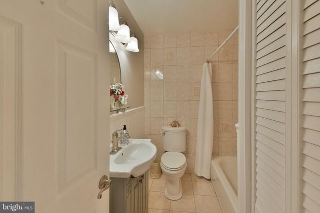 1518 CENTER AVE, Feasterville Trevose, PA 19053
