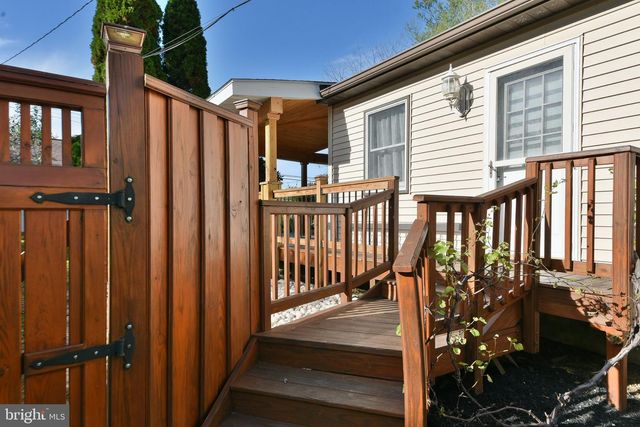 1518 CENTER AVE, Feasterville Trevose, PA 19053