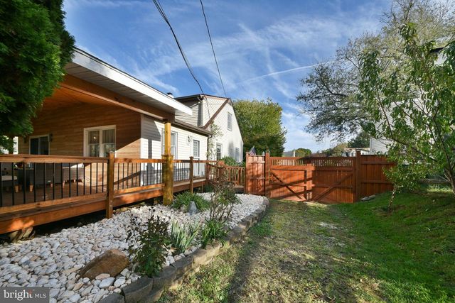 1518 CENTER AVE, Feasterville Trevose, PA 19053