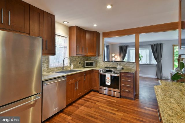 1518 CENTER AVE, Feasterville Trevose, PA 19053