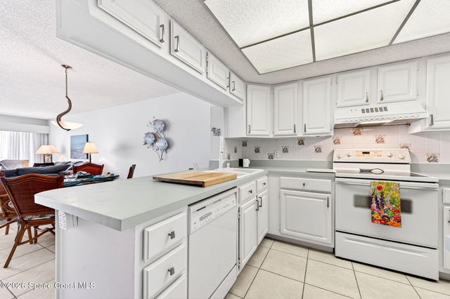 55 N 4th Street 606, Cocoa Beach, FL 32931