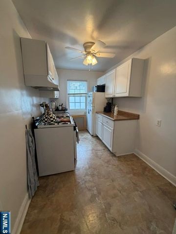 2-8 New Street 8A, Tenafly, NJ 07670