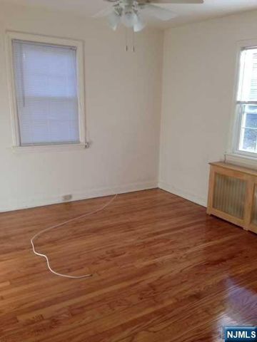 2-8 New Street 8A, Tenafly, NJ 07670