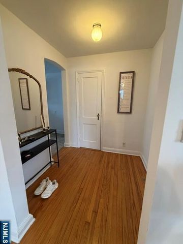 2-8 New Street 8A, Tenafly, NJ 07670