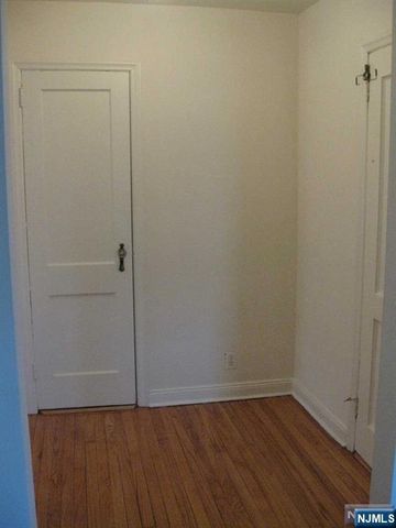 2-8 New Street 8A, Tenafly, NJ 07670