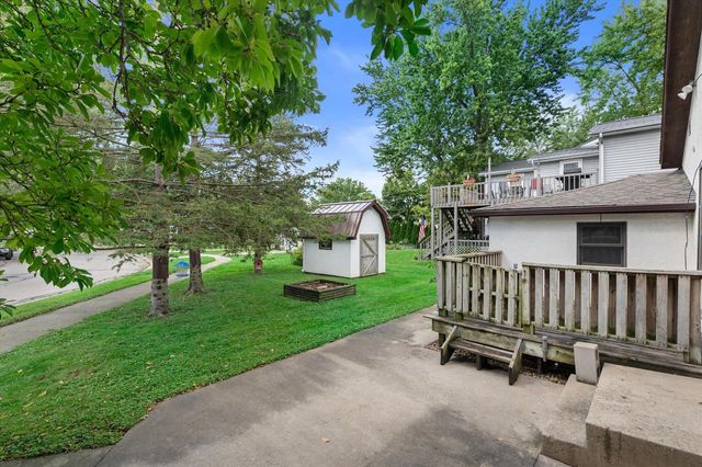 143 E Luther AVENUE, Oconomowoc, WI 53066