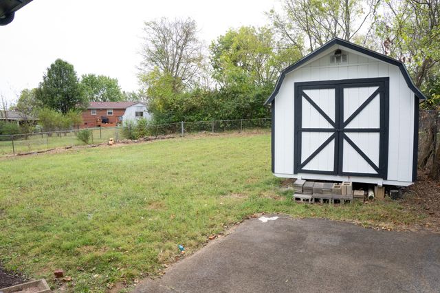 278 Becklea Dr, Madison, TN 37115