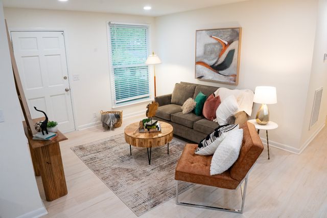 278 Becklea Dr, Madison, TN 37115