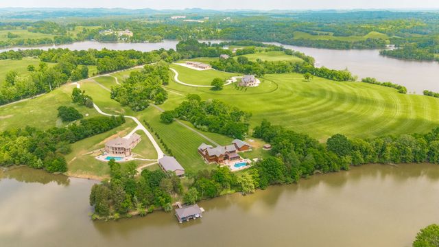 324 Lakeview Rd, Gallatin, TN 37066