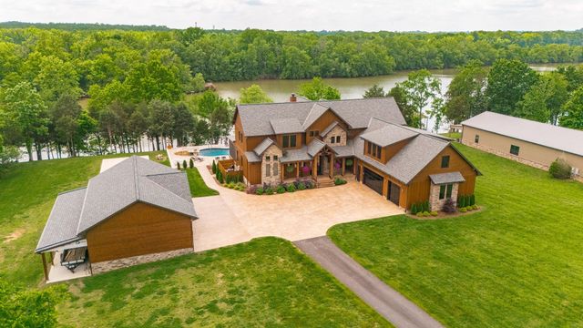 324 Lakeview Rd, Gallatin, TN 37066