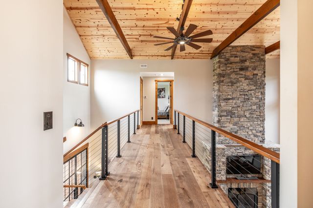 324 Lakeview Rd, Gallatin, TN 37066