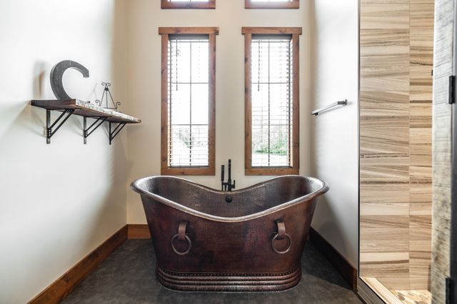 324 Lakeview Rd, Gallatin, TN 37066