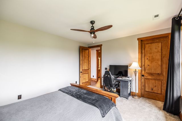 324 Lakeview Rd, Gallatin, TN 37066