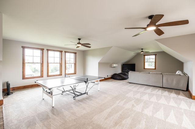 324 Lakeview Rd, Gallatin, TN 37066