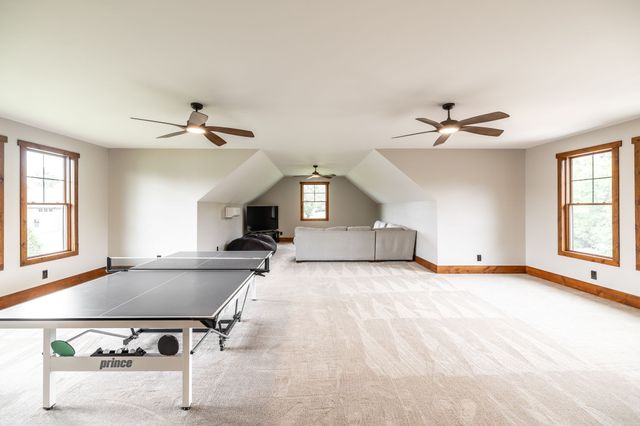 324 Lakeview Rd, Gallatin, TN 37066