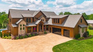 324 Lakeview Rd, Gallatin, TN 37066