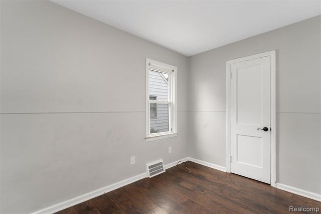 22506 Tuscany Avenue, Eastpointe, MI 48021