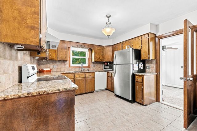 41 Fisher Street, East Providence, RI 02914