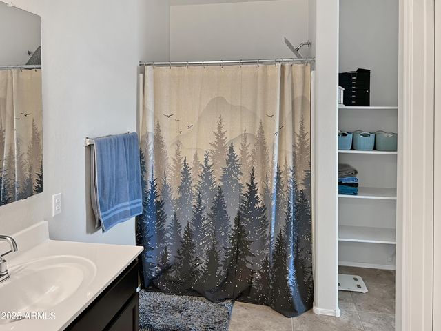 1081 W AVALON CANYON Drive, Casa Grande, AZ 85122